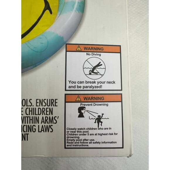 Sunnylife Inflatable Smiley Face Pool 65” x 15.5” New In Box - Picture 7 of 8